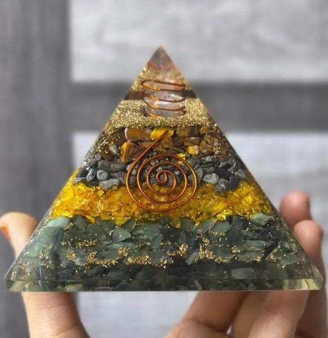 Money magnet pyramid